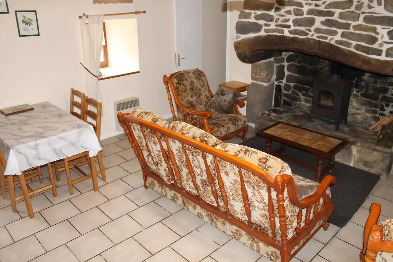 Genevrier Cottage ユエルゴア